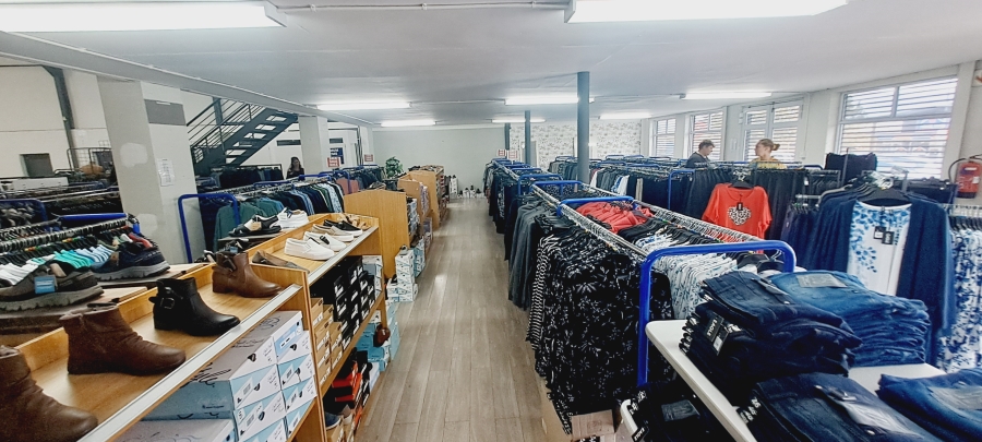 To Let commercial Property for Rent in Chantecler Western Cape